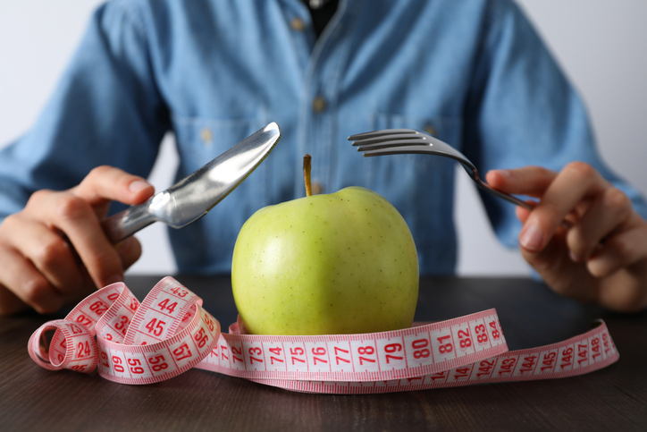 Read more about the article אכילה מהירה ואכילה רגשית מגבירים את הסיכון למחלת כבד שומני